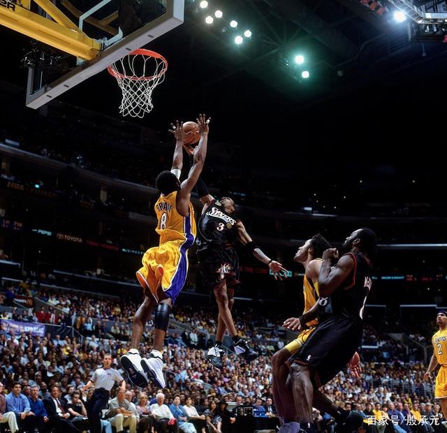 中国女队在 中国女队在