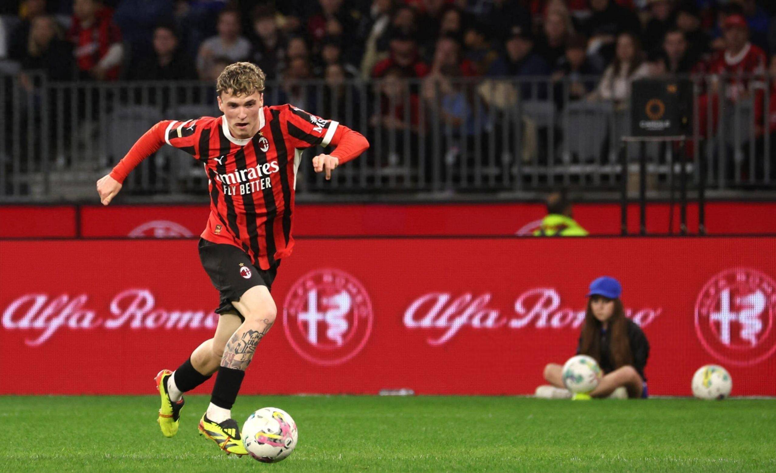 并利用中场 并利用中场