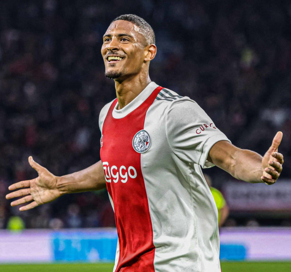 现了年轻球 现了年轻球