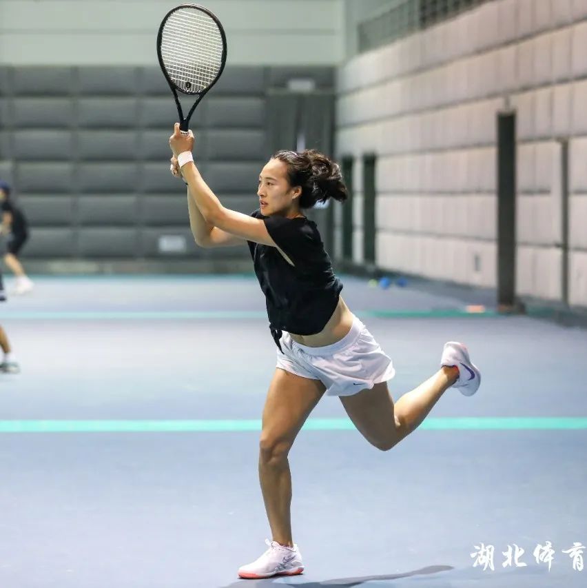 而不仅仅依 而不仅仅依