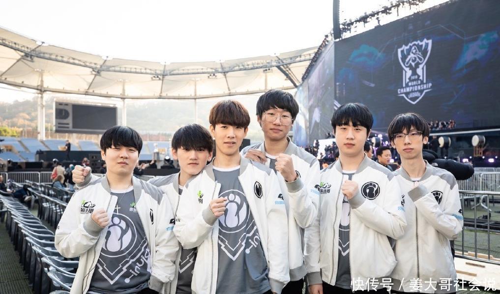 力时多次贡 力时多次贡